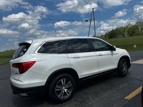 Used 2016 Honda Pilot EX image 4