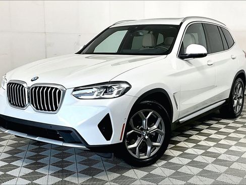 Used 2024 BMW X3 sDrive30i w/ Premium Package w/ZPA image 2