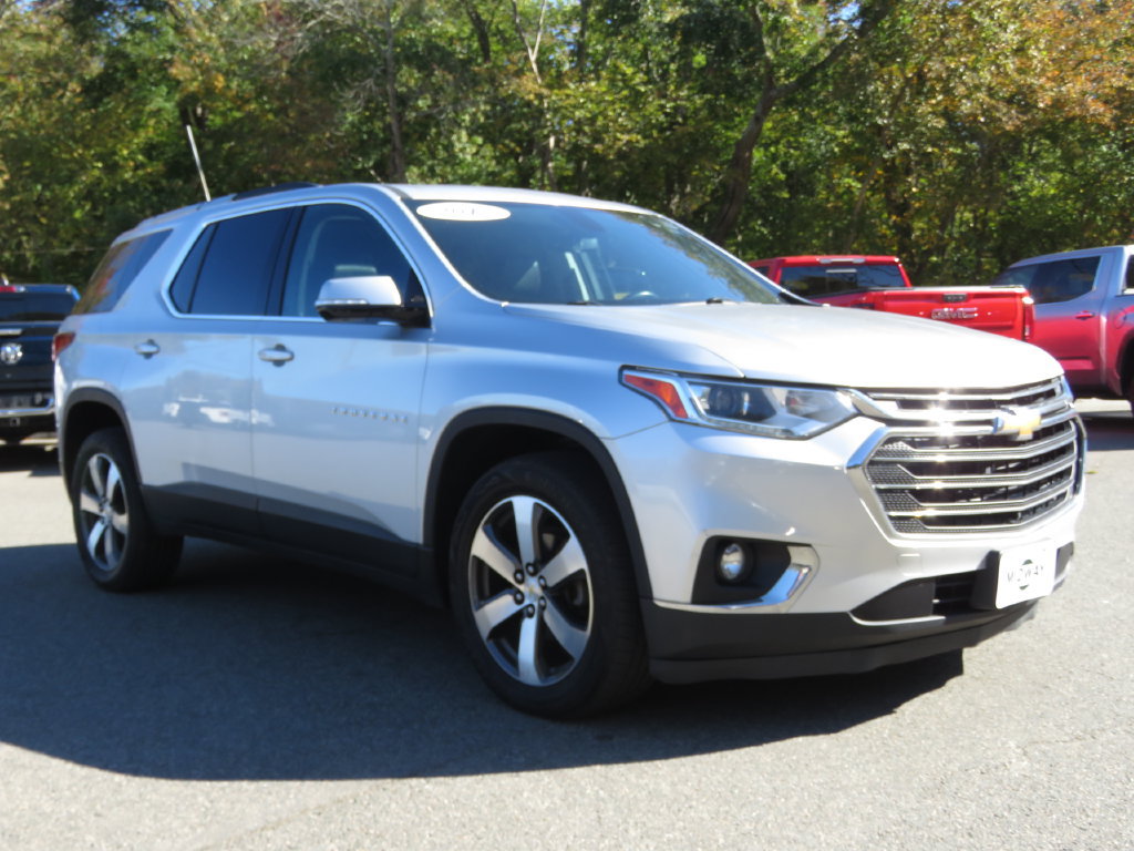 Used 2018 Chevrolet Traverse LT AWD/4WD image 3