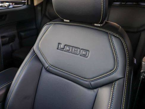 New 2026 Ford Maverick Lobo image 25