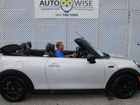Used 2019 MINI Cooper Convertible FWD image 15