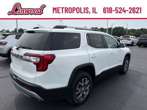 Used 2023 GMC Acadia SLT w/ Preferred Package FWD image 4