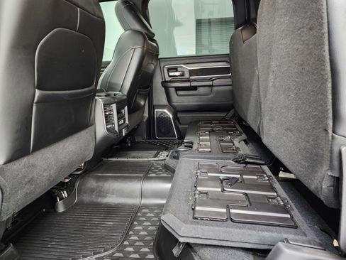 Used 2023 RAM 3500 Laramie w/ Night Edition image 37