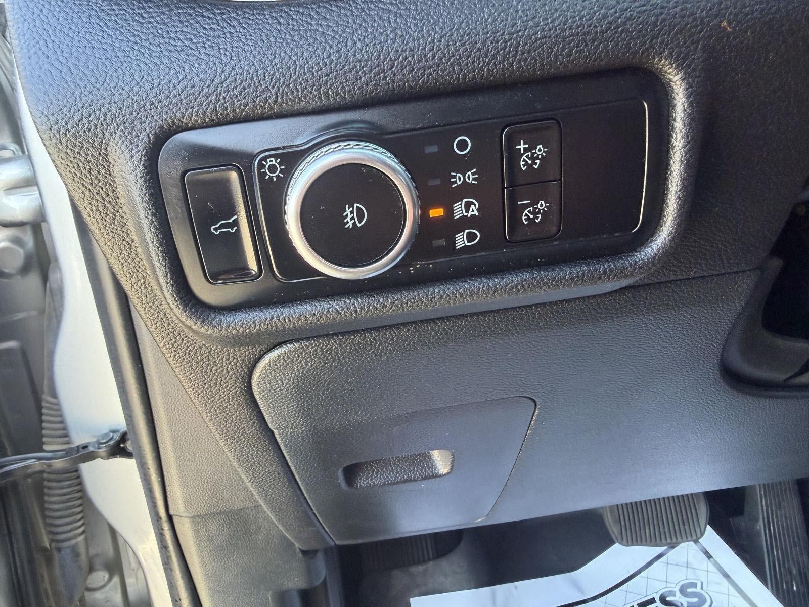 Used 2023 Ford Explorer XLT w/ Equipment Group 202A AWD/4WD image 20