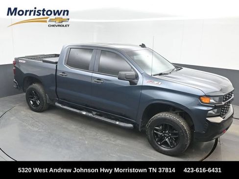 Used 2021 Chevrolet Silverado 1500 Custom Trail Boss w/ LPO, Dark Essentials Package AWD/4WD image 1