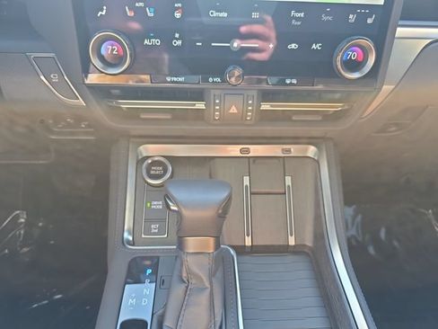 Certified 2025 Lexus GX 550 w/ Accessory Package (2T) AWD/4WD image 26