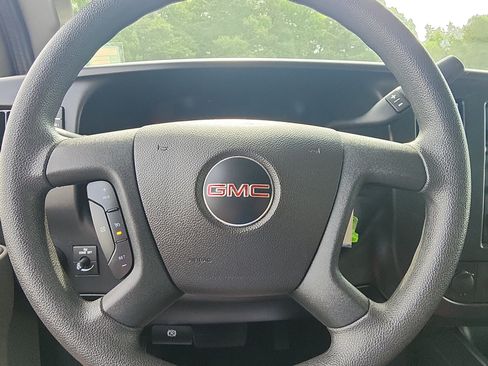 Used 2025 GMC Savana 2500 w/ Driver Convenience Package RWD image 15
