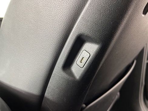 Used 2024 Hyundai Santa Fe Limited image 45