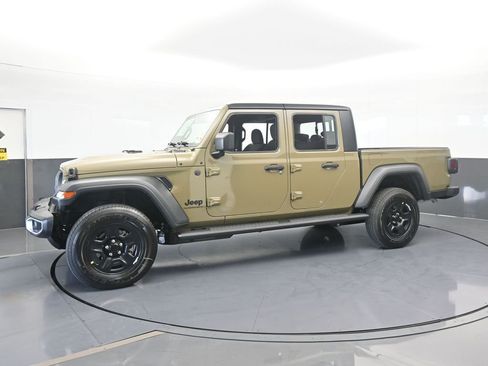 New 2026 Jeep Gladiator Sport image 2