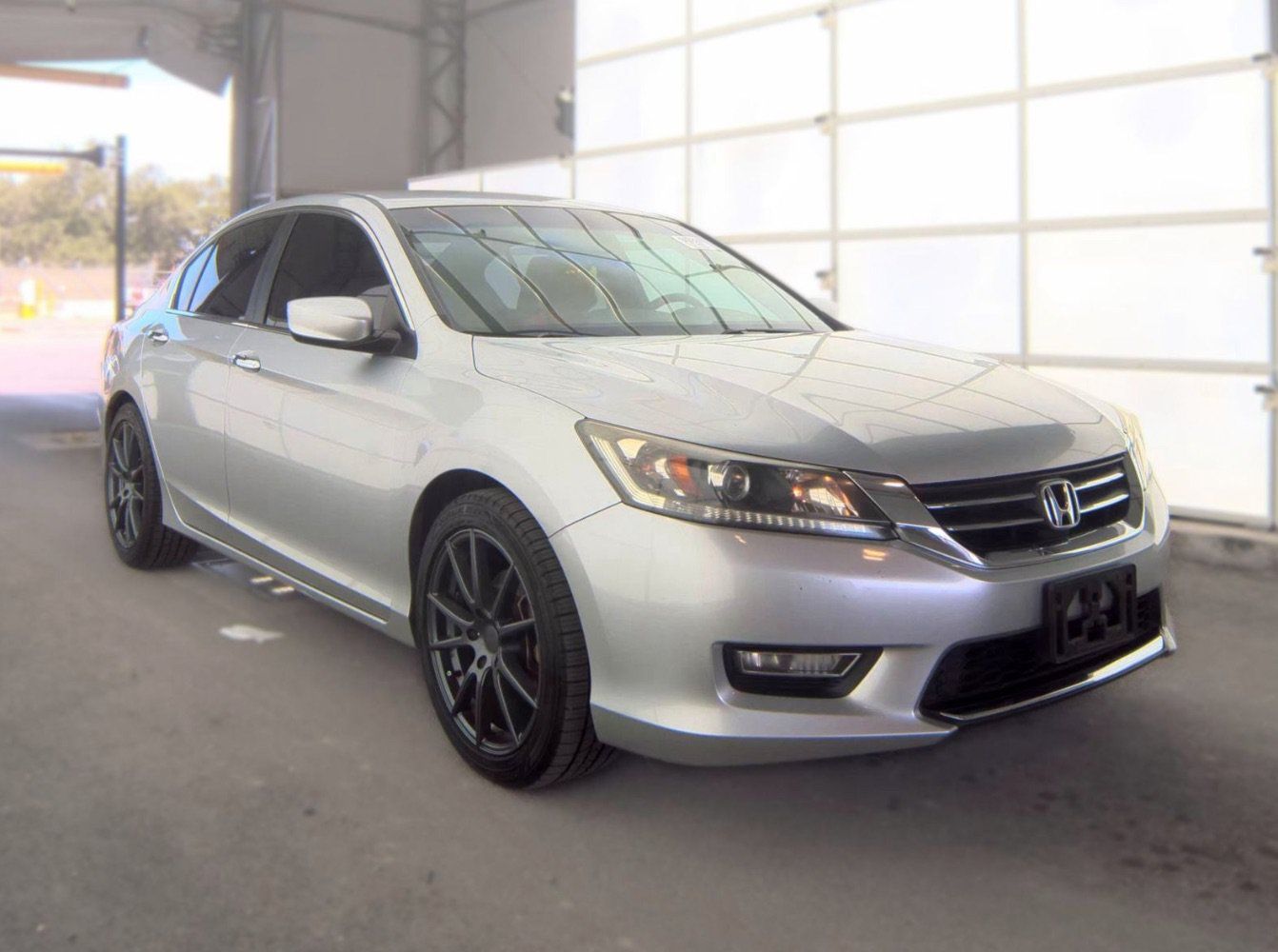 Used 2013 Honda Accord Sport image 3