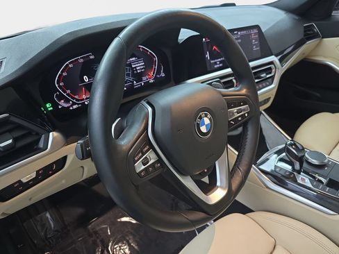 Used 2019 BMW 330i xDrive Sedan w/ Convenience Package AWD/4WD image 19