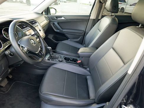 Used 2019 Volkswagen Tiguan SE AWD/4WD image 20