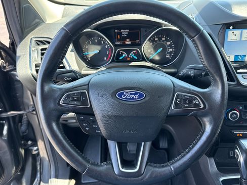 Used 2019 Ford Escape Titanium FWD image 15