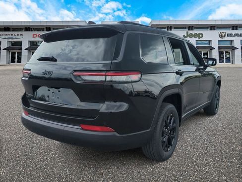 New 2026 Jeep Grand Cherokee L 4WD image 8