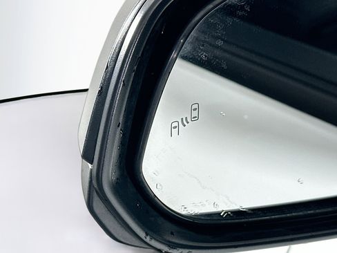 Used 2025 Toyota 4Runner SR5 image 16