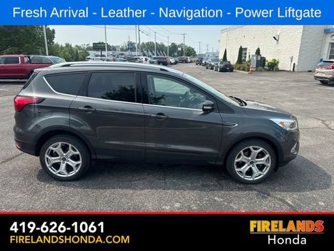Used 2019 Ford Escape Titanium FWD image 8