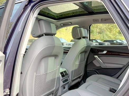 Used 2020 Audi Q5 2.0T Premium w/ Convenience Package image 10