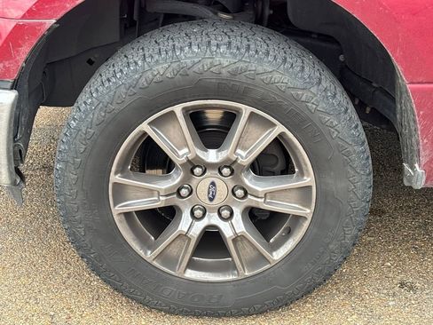 Used 2015 Ford F150 XLT w/ Equipment Group 302A Luxury image 22