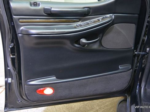 Used 2002 Lincoln Blackwood image 7