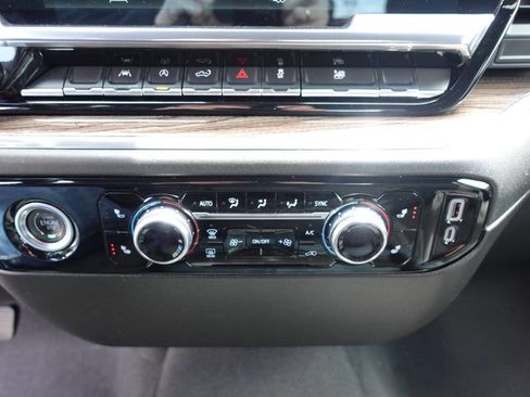 Used 2023 GMC Sierra 1500 Elevation AWD/4WD image 41