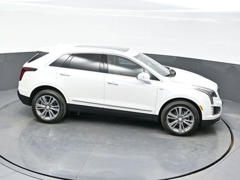 New 2025 Cadillac XT5 Premium Luxury w/ Technology Package image 32