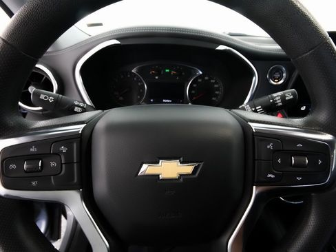 Used 2024 Chevrolet Blazer LT image 8