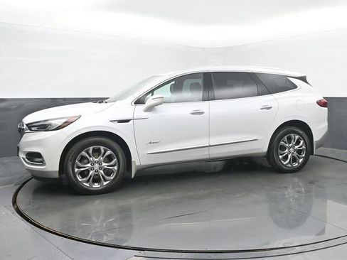 Used 2019 Buick Enclave Avenir w/ Avenir Technology Package AWD/4WD image 2