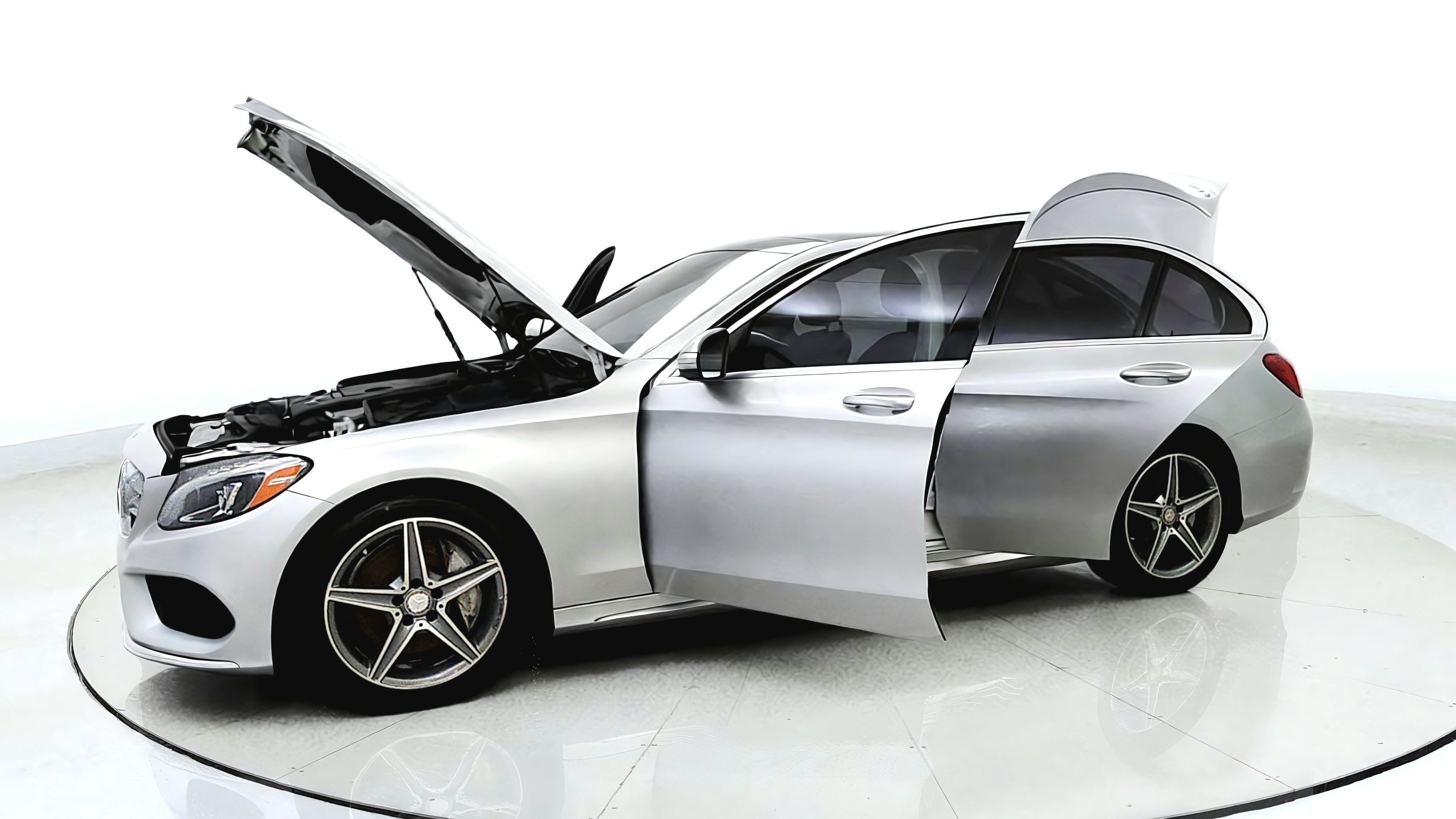 Used 2015 Mercedes-Benz C 300 Sedan image 11