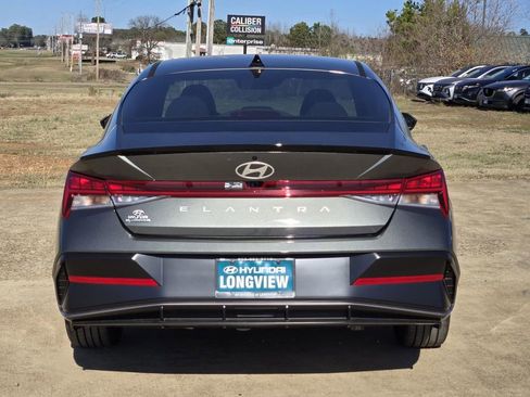 New 2026 Hyundai Elantra SEL Sport Premium FWD image 5