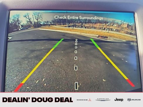 Used 2023 Jeep Cherokee Altitude Lux image 21