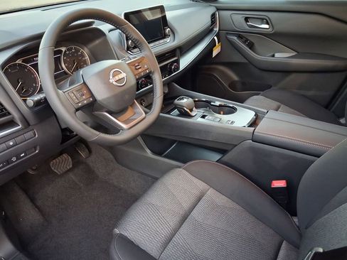New 2026 Nissan Rogue SV FWD image 7