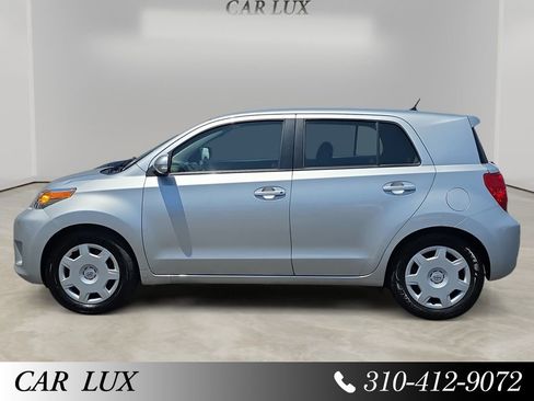 Used 2012 Scion xD FWD image 2
