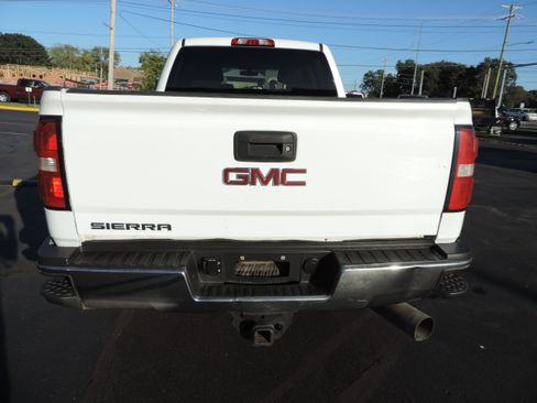 Used 2018 GMC Sierra 3500 4x4 Crew Cab w/ Sierra Convenience Package image 5