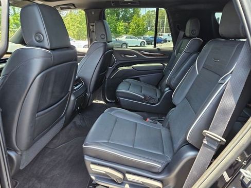 Certified 2023 Cadillac Escalade Premium Luxury RWD image 21