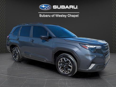 Certified 2025 Subaru Forester w/ Convenience Package #1 AWD/4WD image 2
