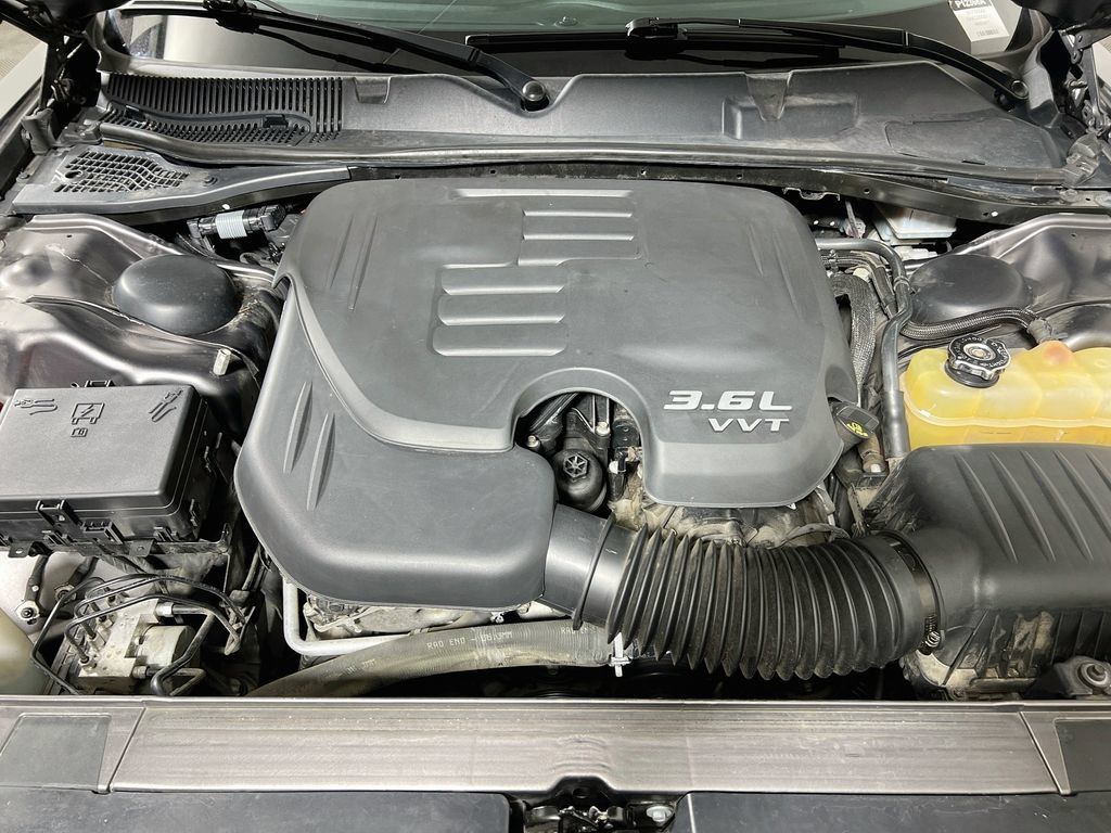 Used 2017 Dodge Challenger SXT RWD image 25