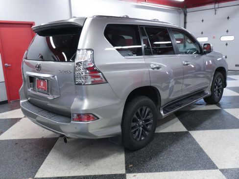 Used 2023 Lexus GX 460 Premium w/ Premium Package AWD/4WD image 7