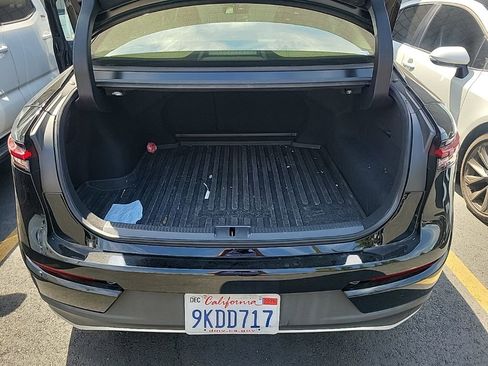 Used 2023 Toyota Crown XLE image 19