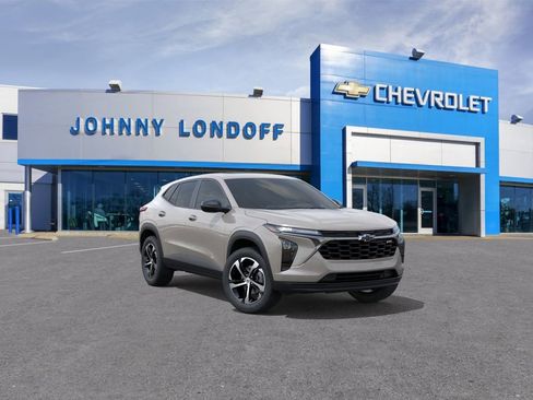New 2026 Chevrolet Trax RS w/ Sunroof Package FWD image 1