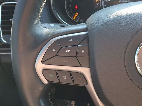 Used 2019 Jeep Grand Cherokee Overland AWD/4WD image 21