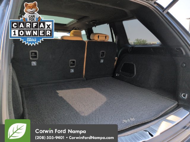 Used 2025 Jeep Grand Cherokee Summit AWD/4WD image 29