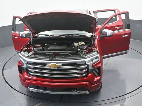 Used 2024 Chevrolet Silverado 1500 High Country w/ Technology Package image 80