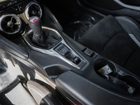 Used 2019 Chevrolet Camaro SS image 31