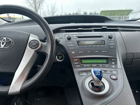 Used 2011 Toyota Prius Three image 24