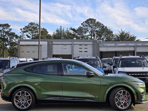 New 2025 Ford Mustang Mach-E GT image 4