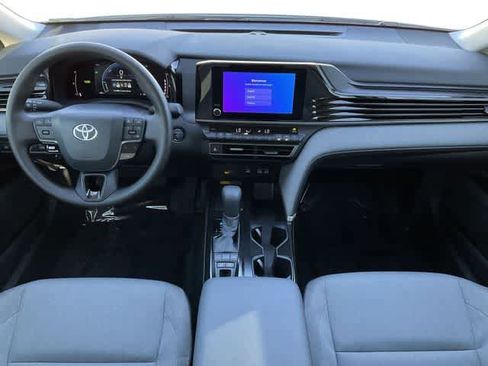 Used 2026 Toyota Camry LE w/ Convenience Package image 18