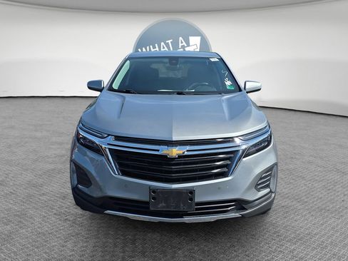 Used 2023 Chevrolet Equinox LT FWD image 9