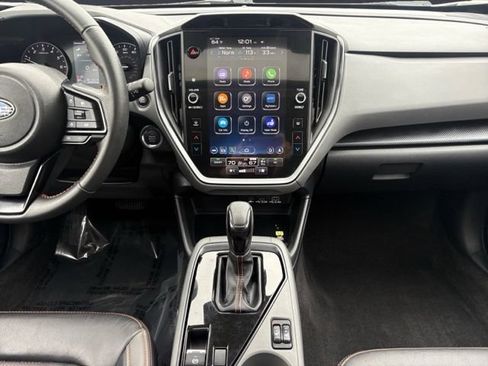 Used 2024 Subaru Crosstrek 2.5i Limited AWD/4WD image 11