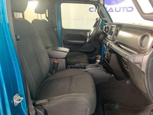 Used 2019 Jeep Wrangler Unlimited Sport S image 41