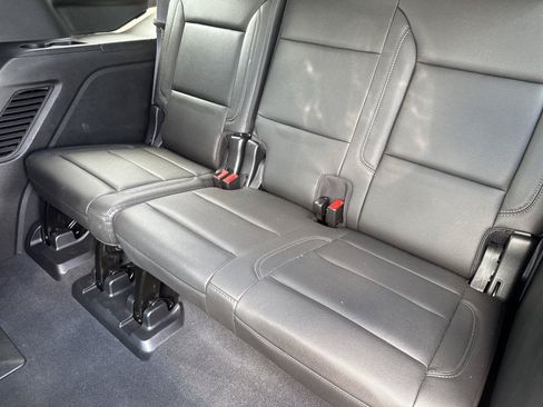 Used 2021 Chevrolet Tahoe Z71 AWD/4WD image 34